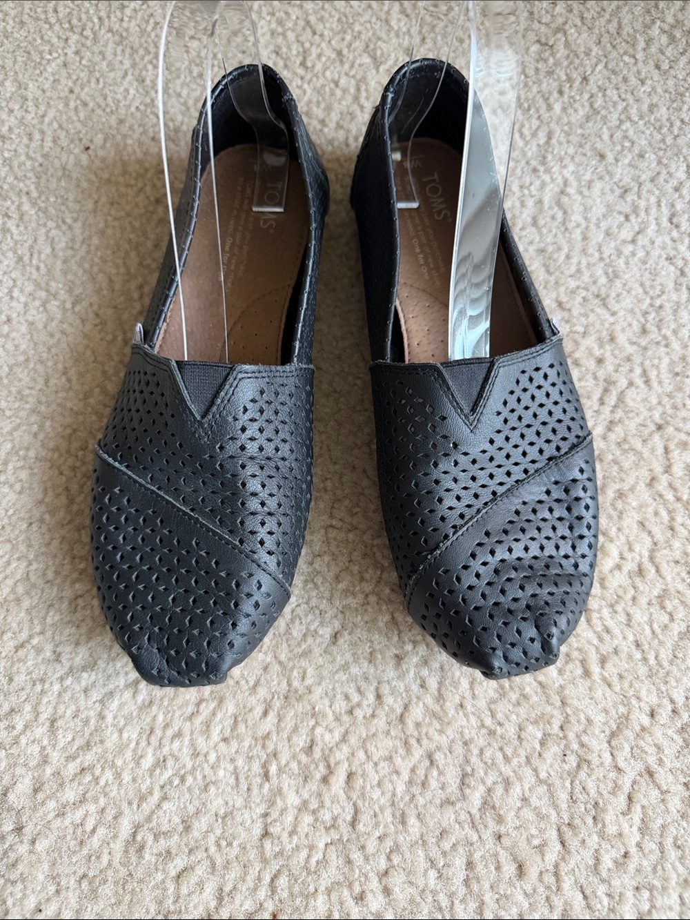 TOMS Perforated Leather Shoes,size 8W